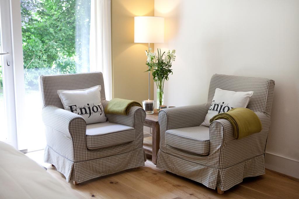 Bed and Breakfast The Barnyard Balinge Экстерьер фото